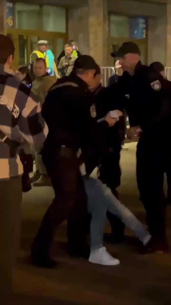 Превью видео