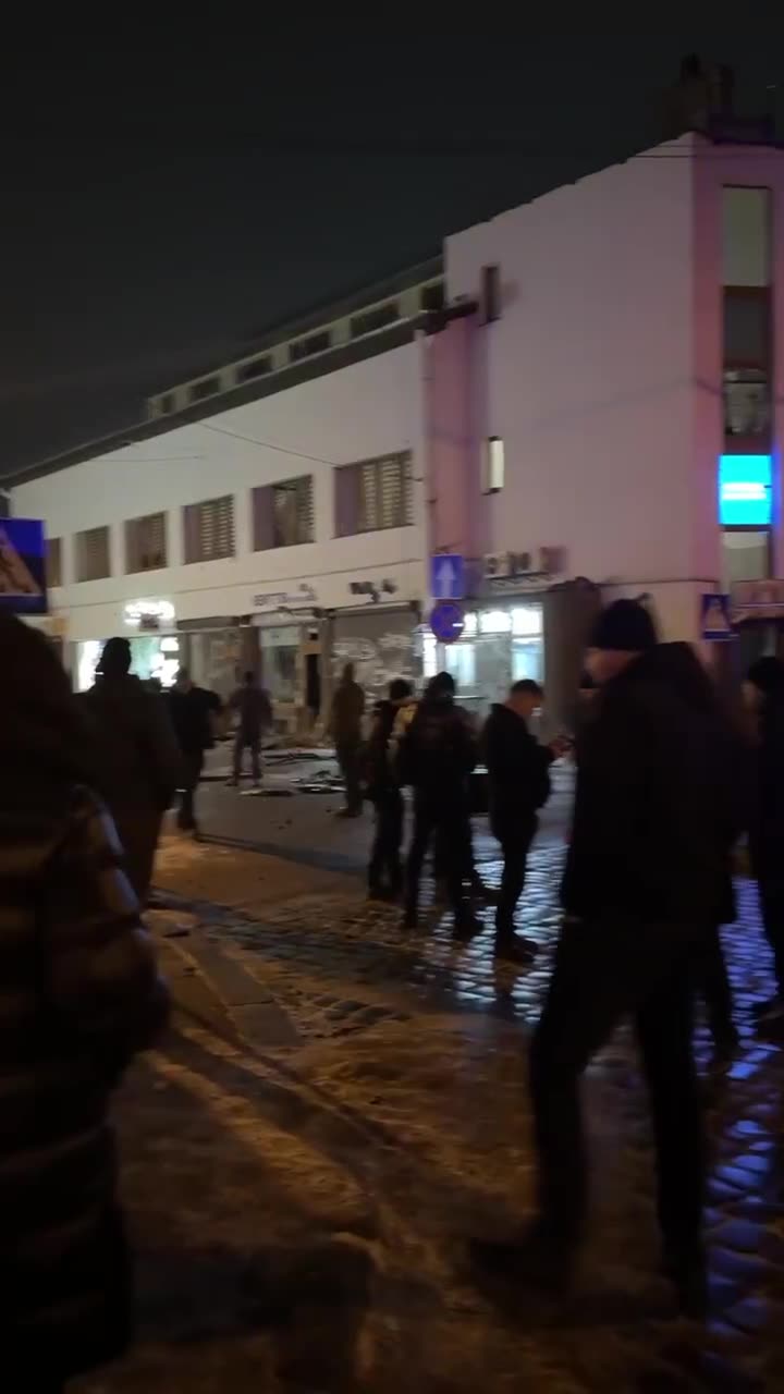 Превью видео